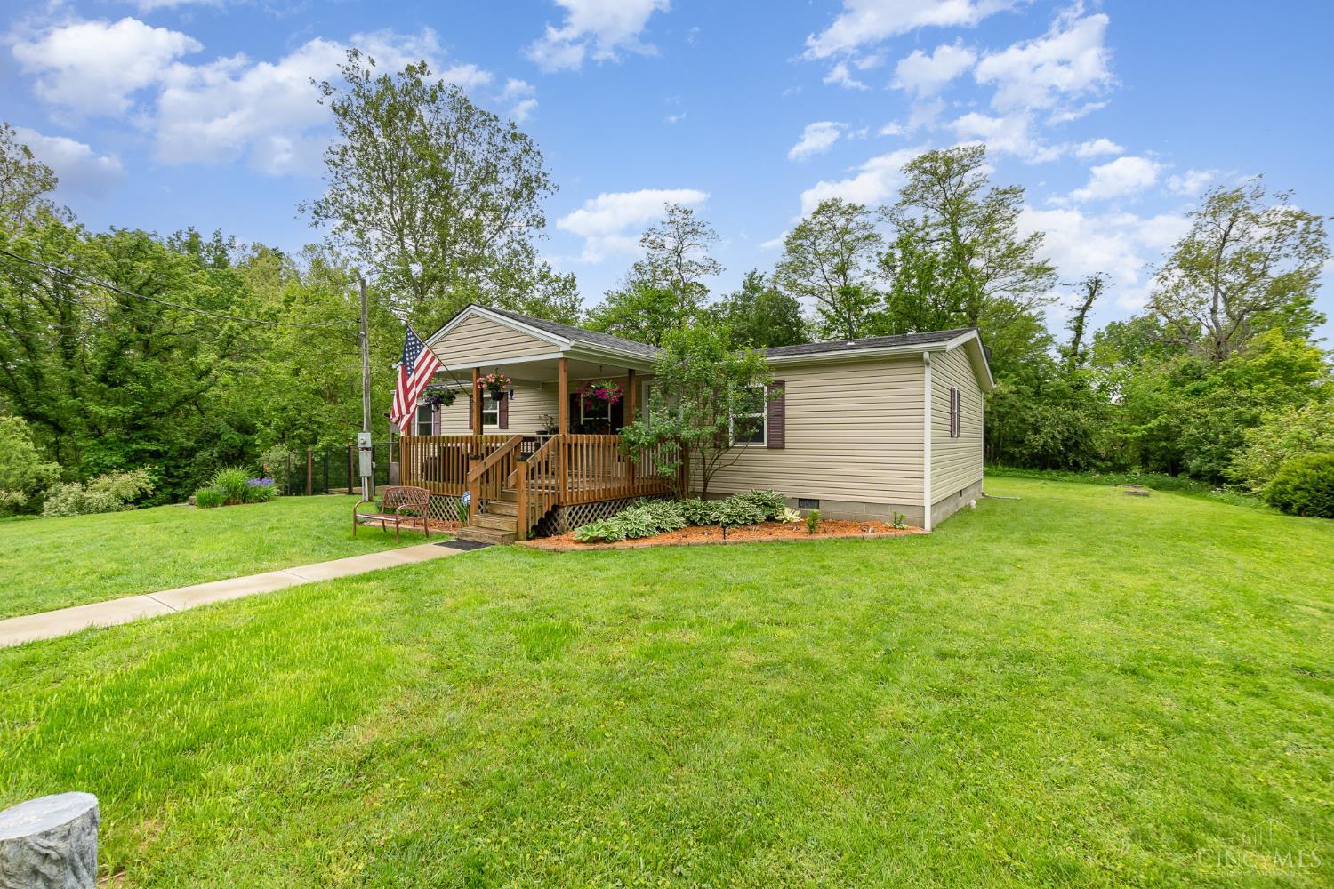 12000 New Hope White Oak Station Road