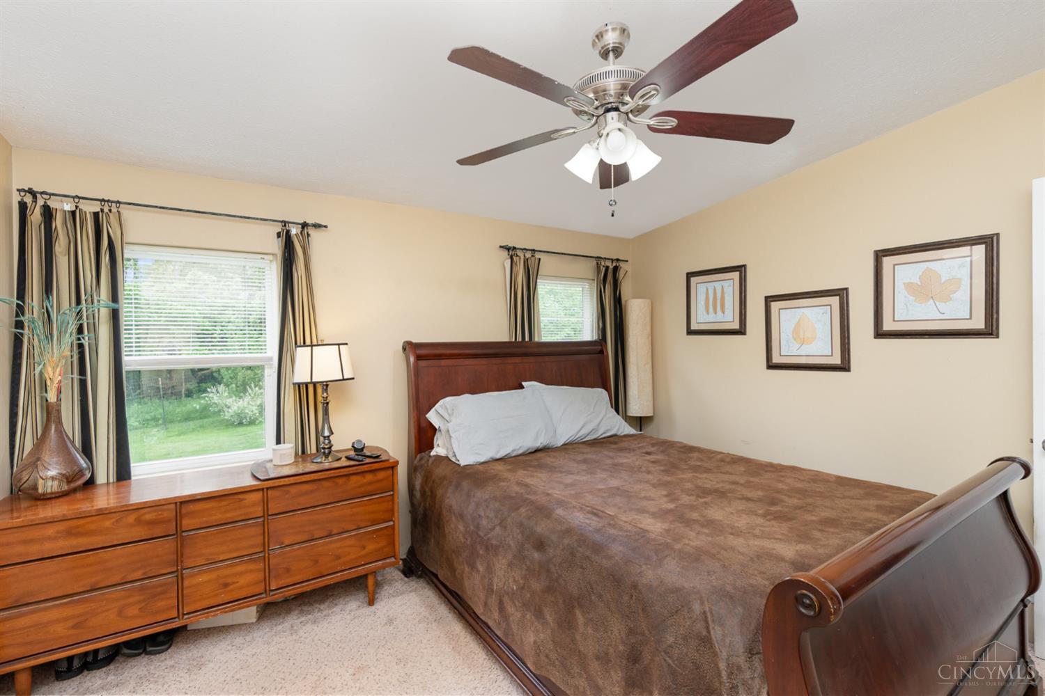 12000 New Hope White Oak Station Road
