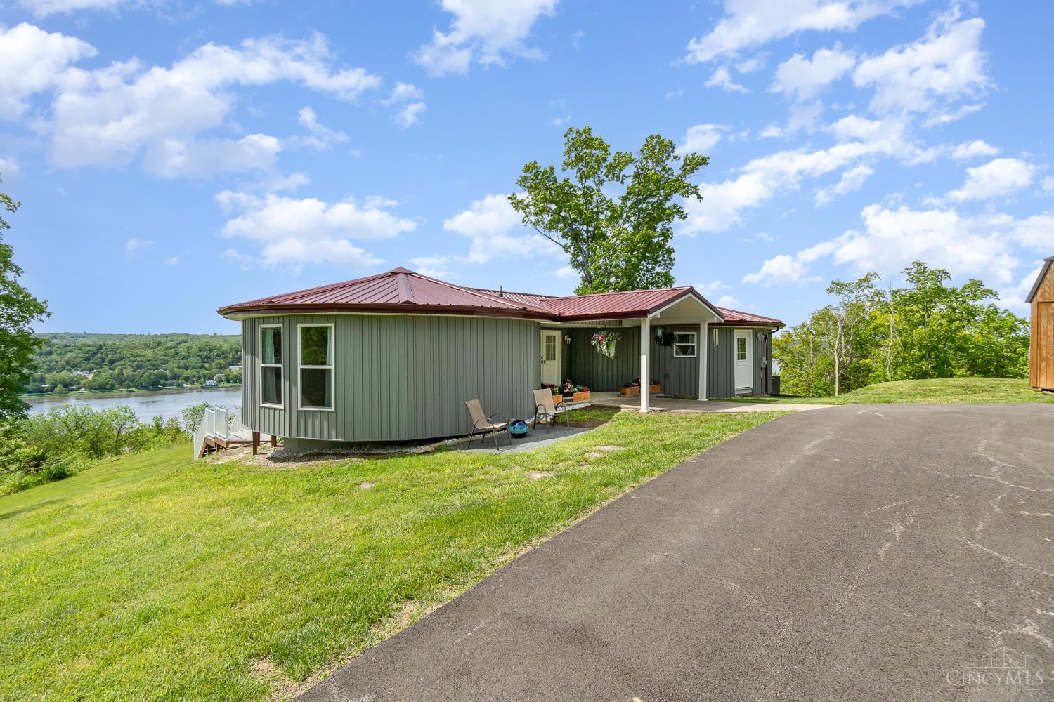 1278 Doe Point Road