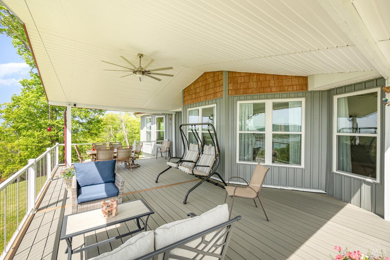 1278 Doe Point Road