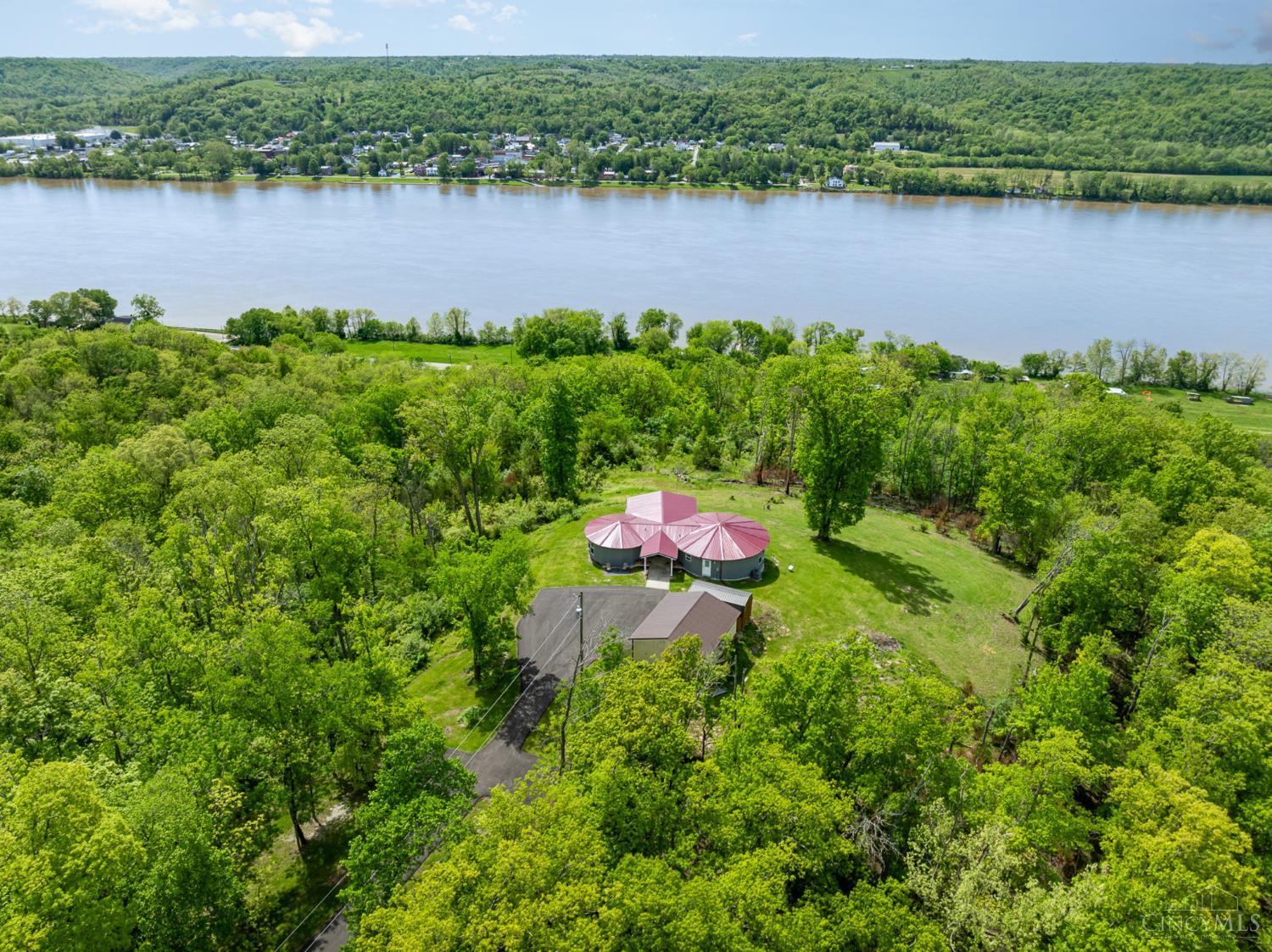 1278 Doe Point Road