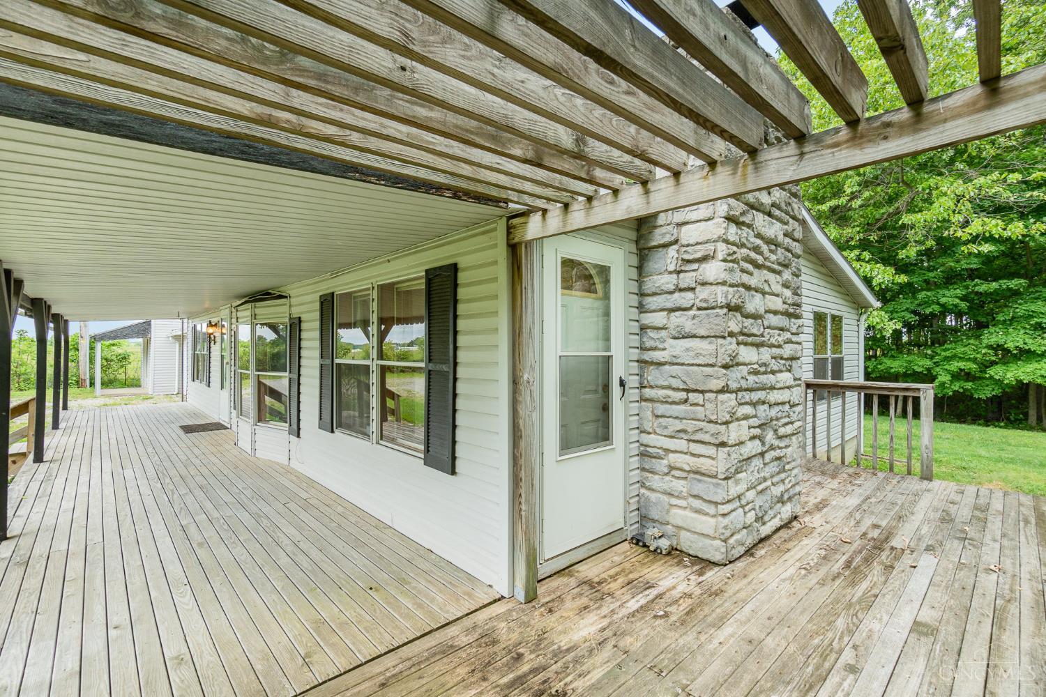 7760 Eckmansville Road