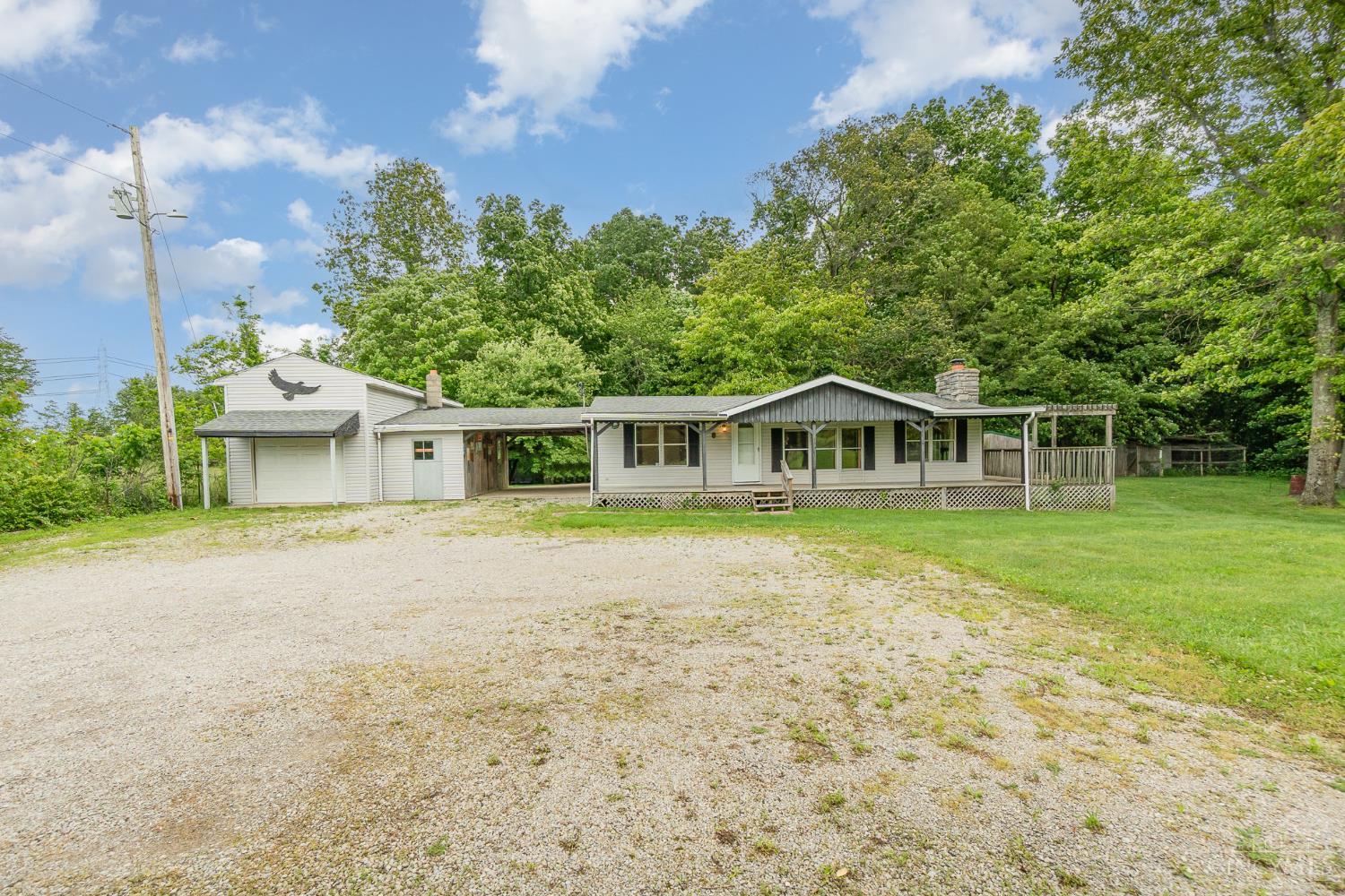 7760 Eckmansville Road