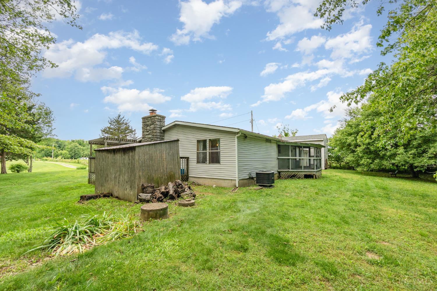 7760 Eckmansville Road