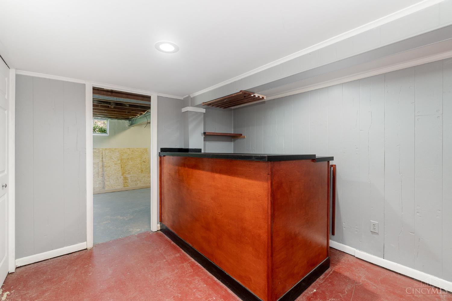868 Locust Lane