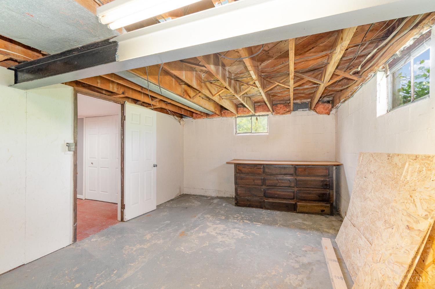 868 Locust Lane