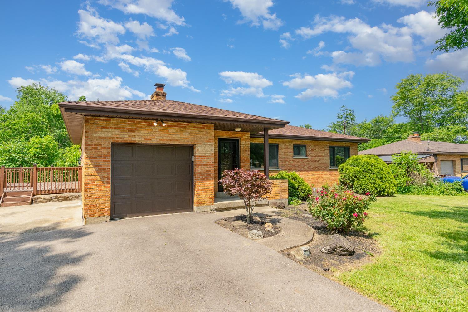 868 Locust Lane