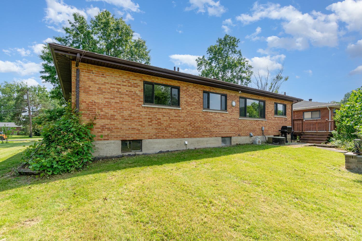 868 Locust Lane