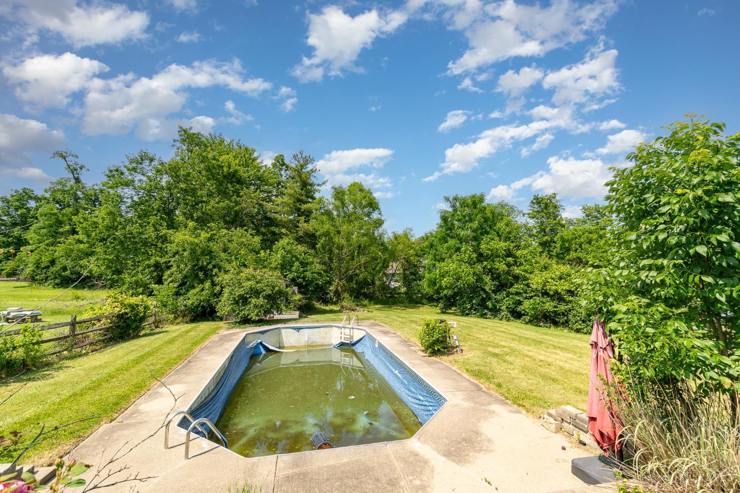 868 Locust Lane