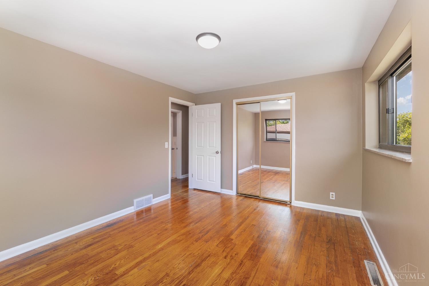 868 Locust Lane