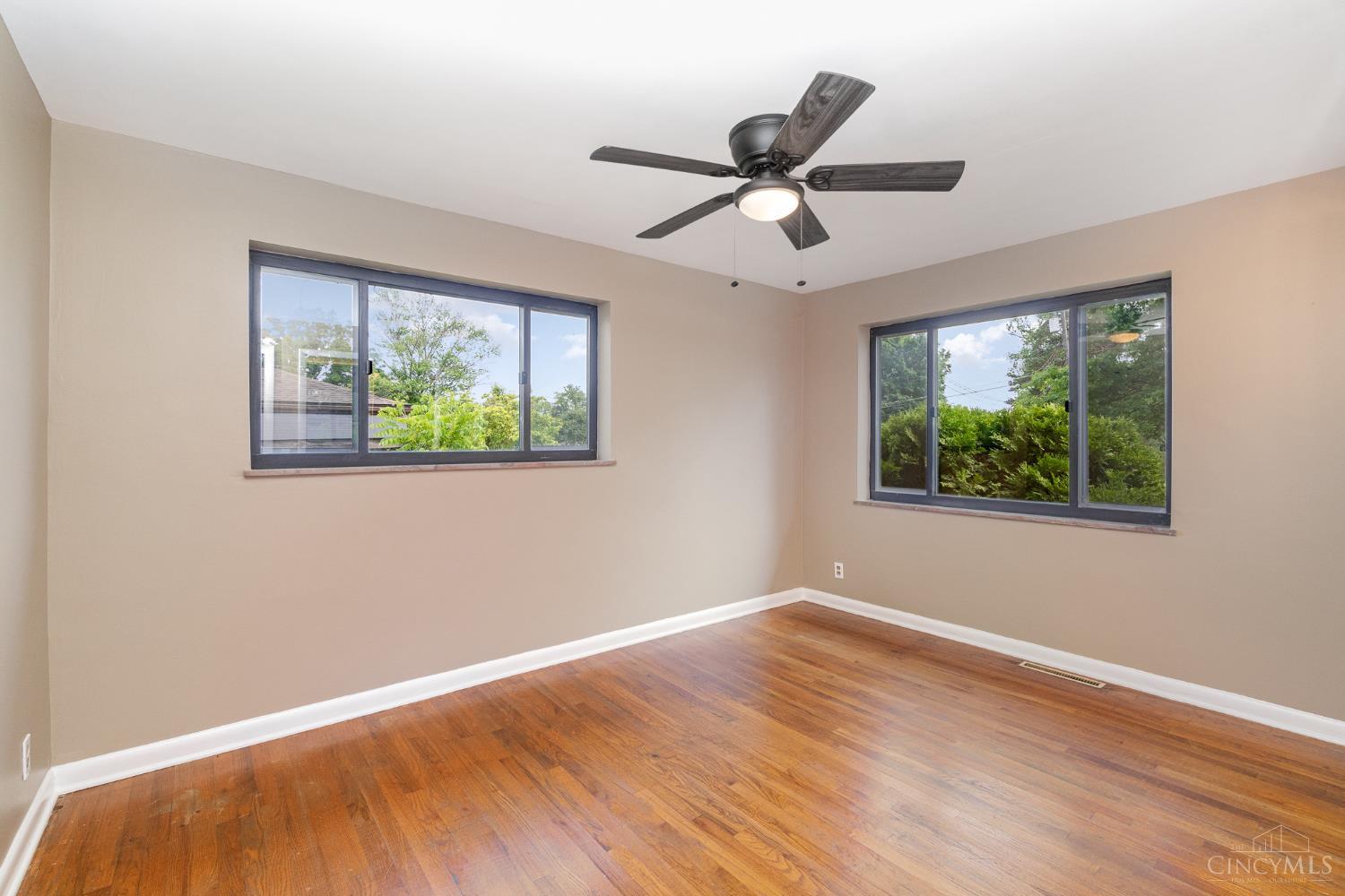 868 Locust Lane