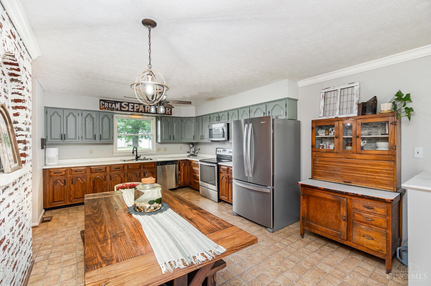 4042 Hageman Crossing Road