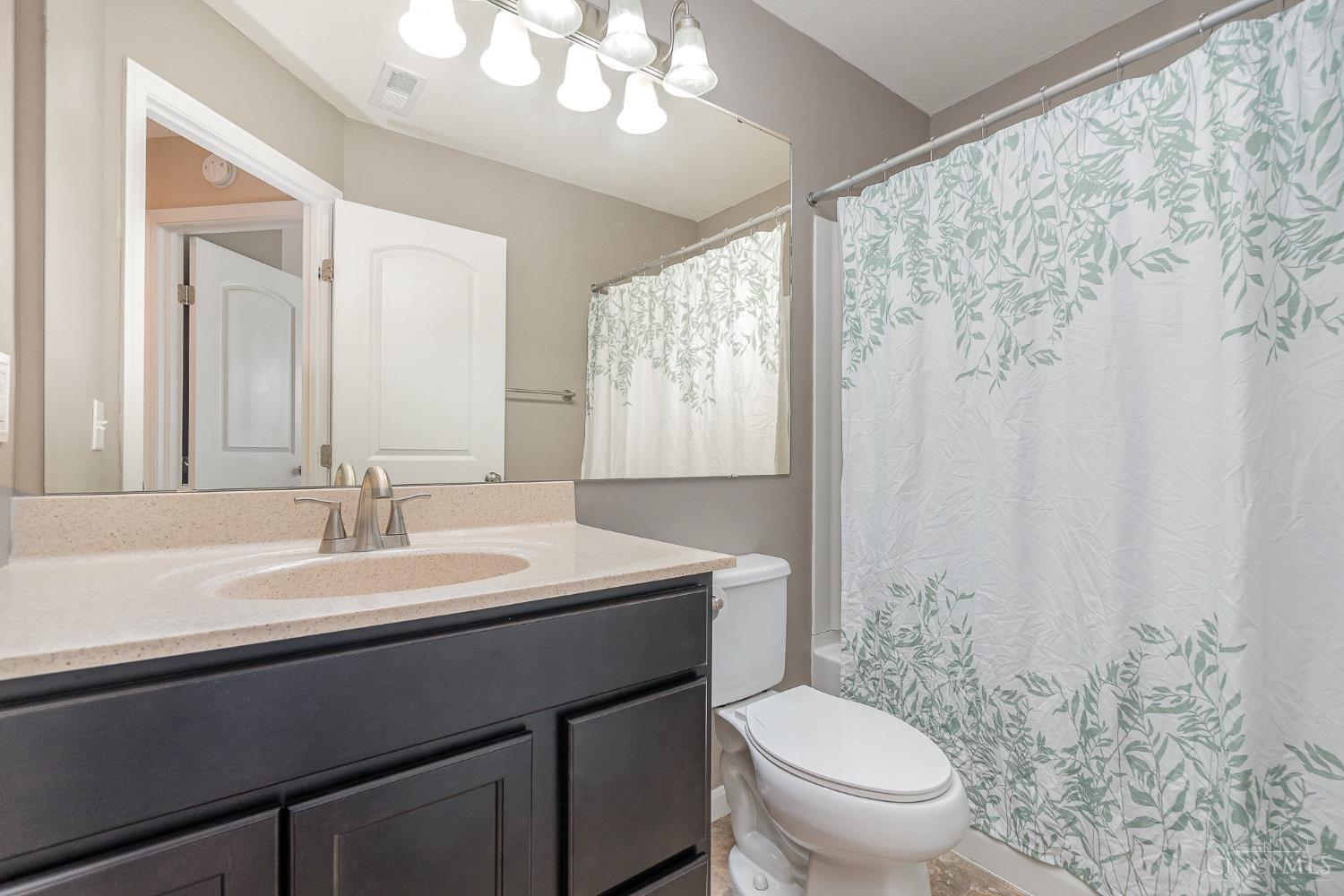 4538 Furlong Trail