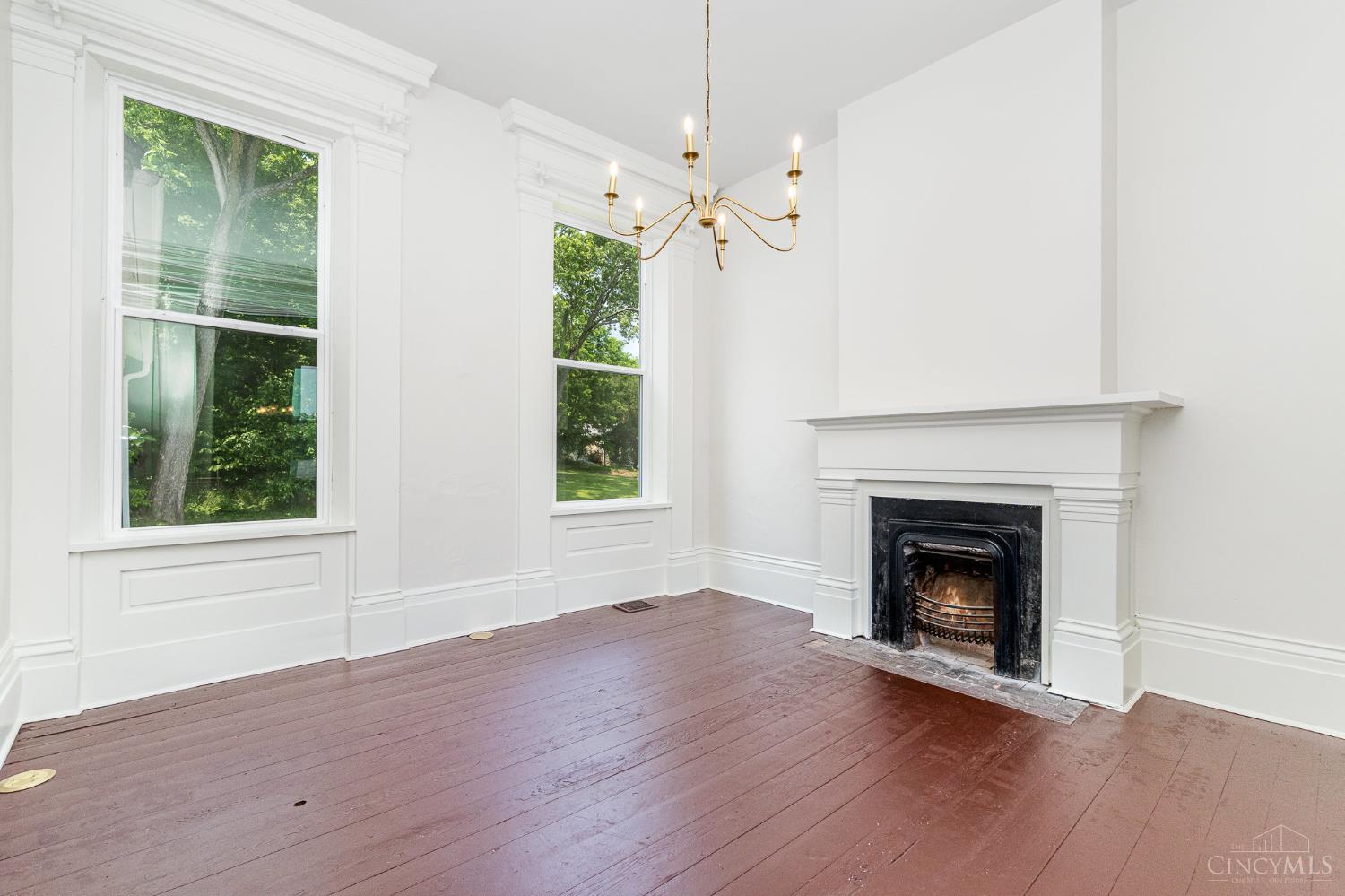 410 White Oak Street