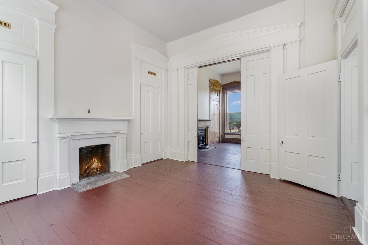 410 White Oak Street