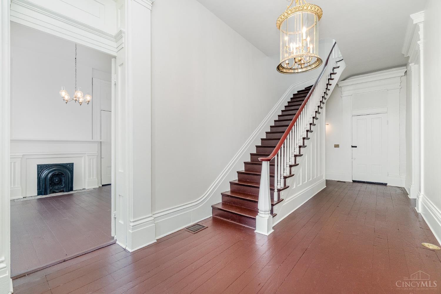 410 White Oak Street