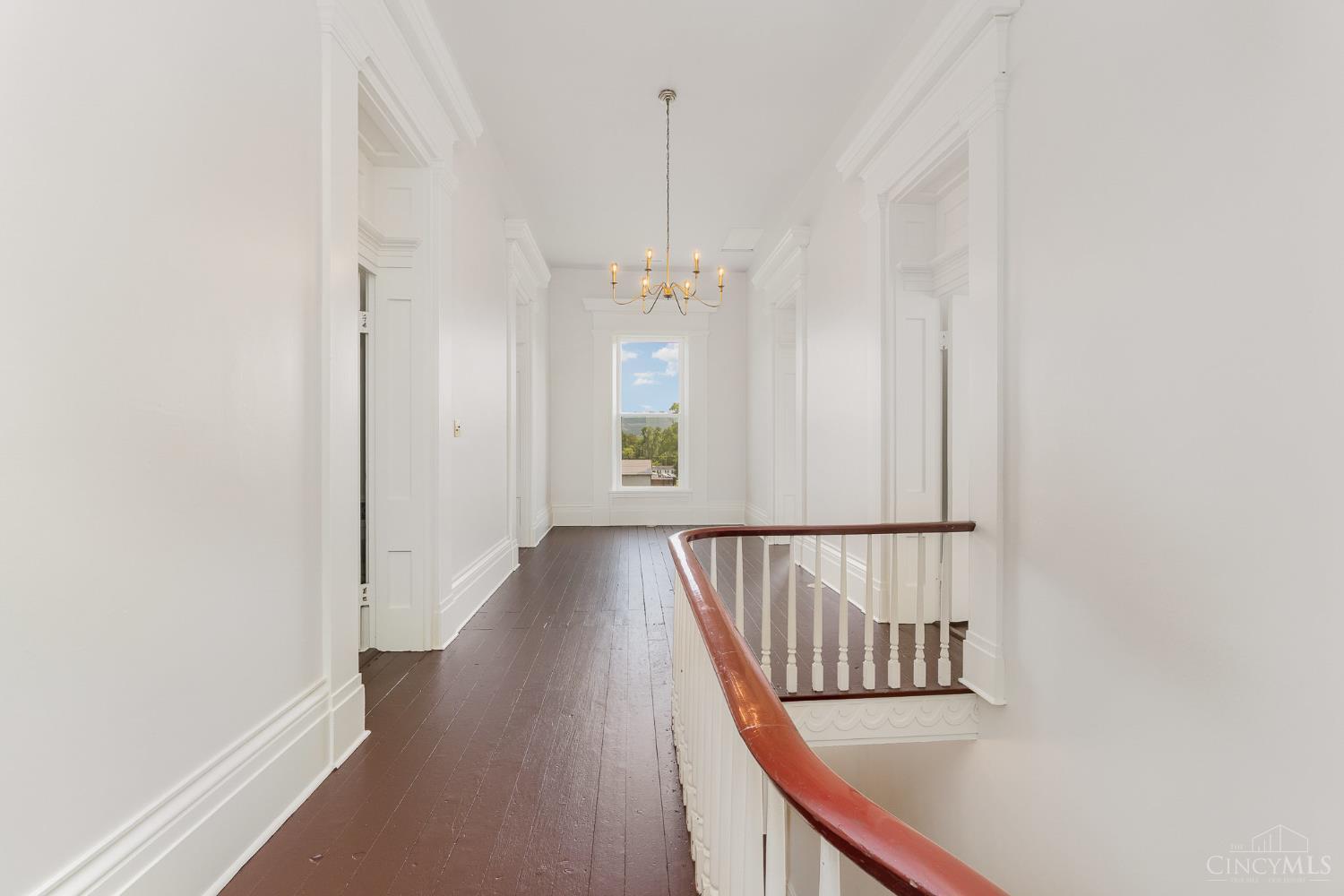 410 White Oak Street