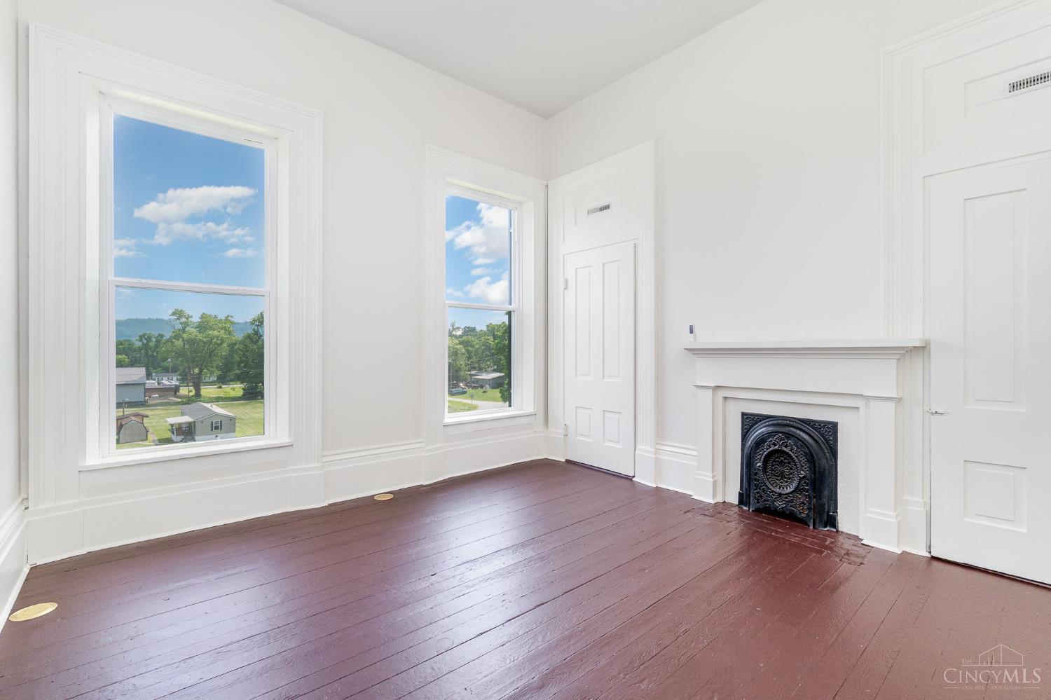 410 White Oak Street