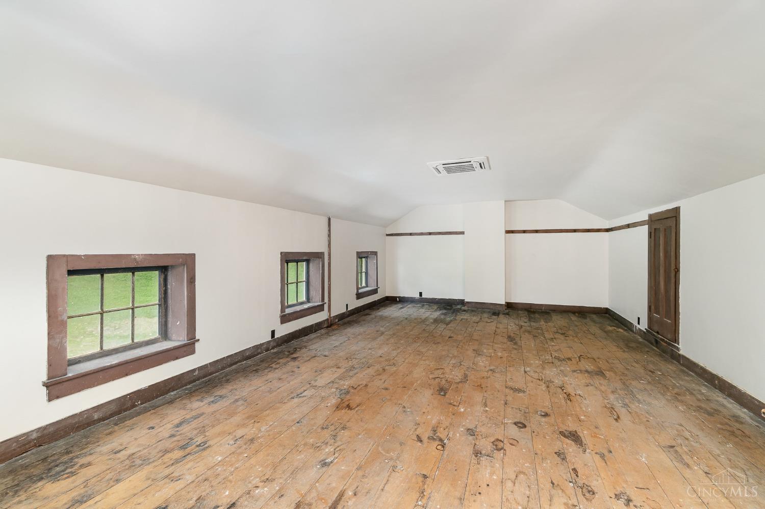 410 White Oak Street