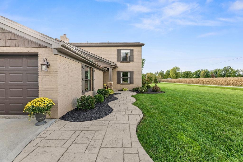 1716 Yankeetown Road