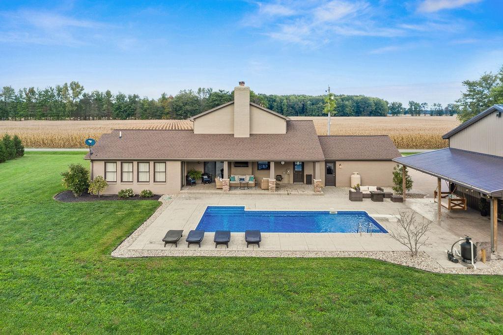 1716 Yankeetown Road