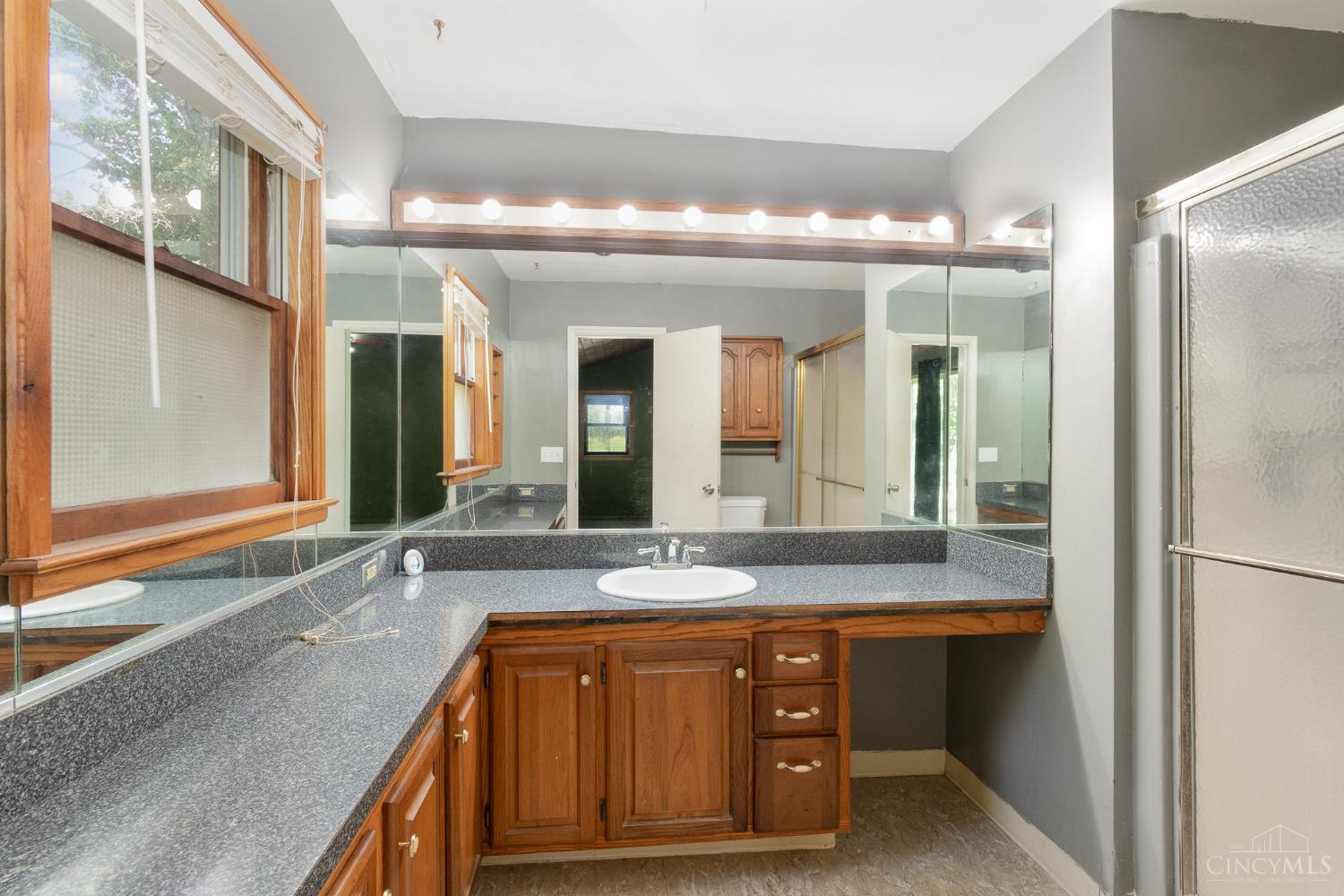 3275 White Oak Valley Road