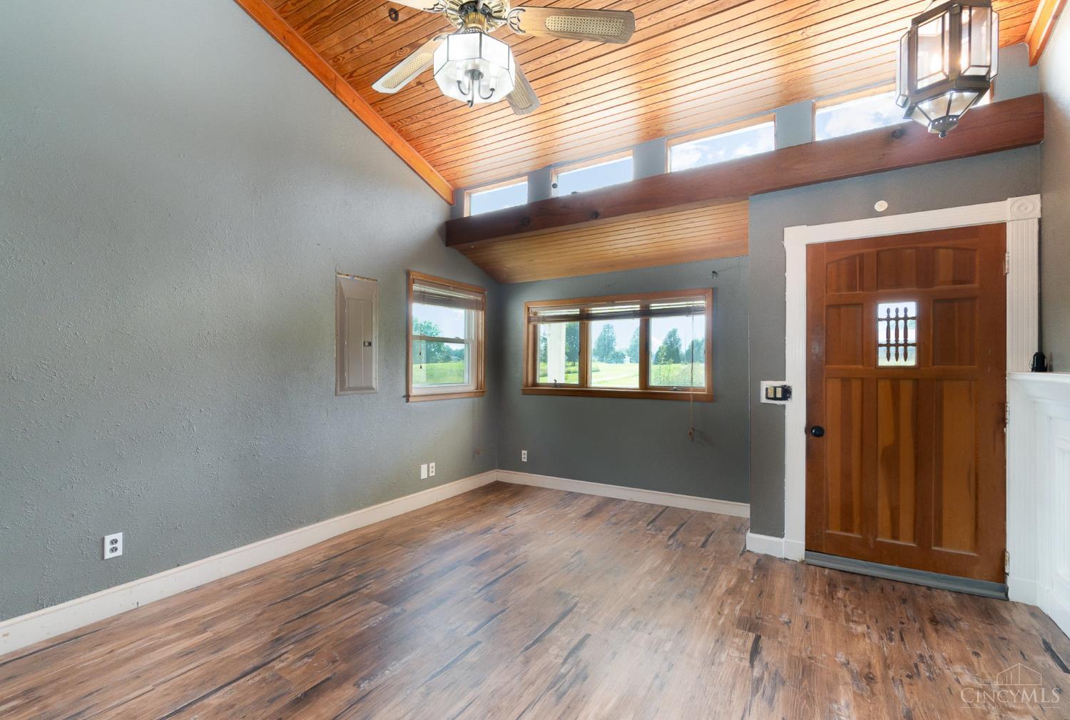 3275 White Oak Valley Road