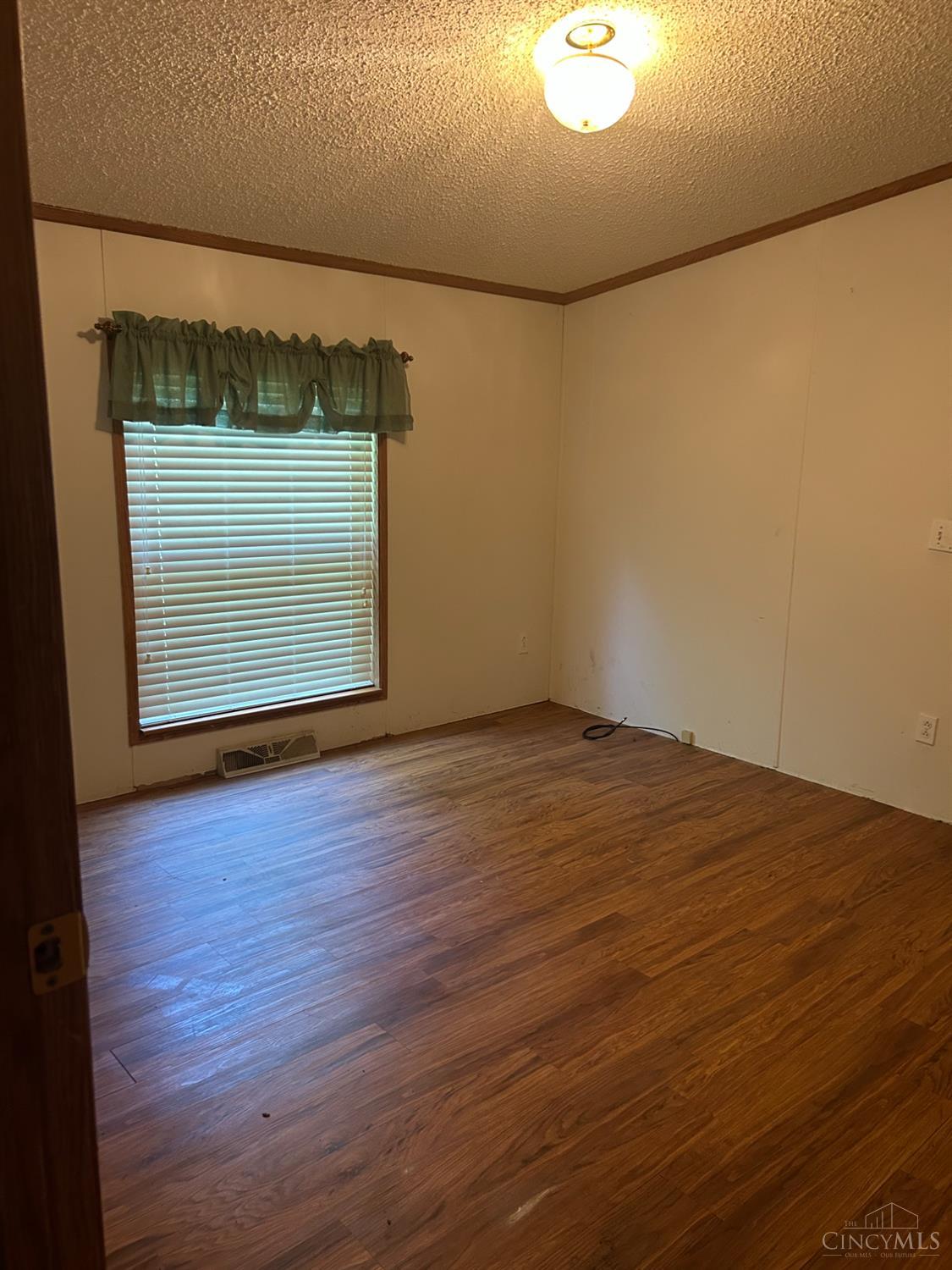 14084 Holiday Drive