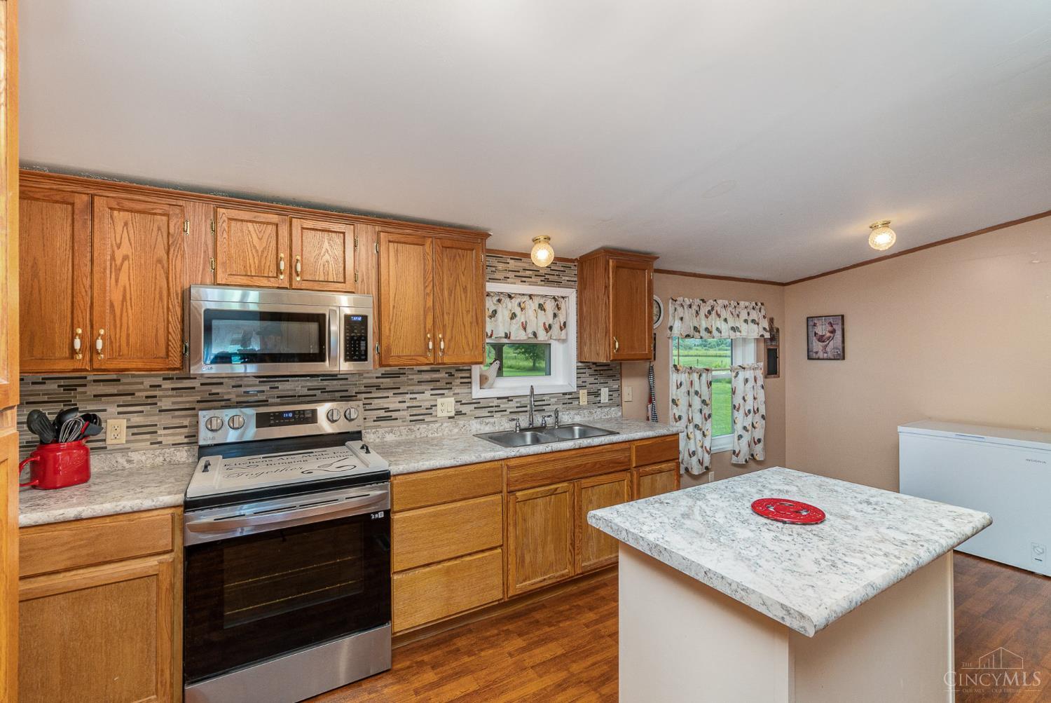 2941 Bardwell West Road