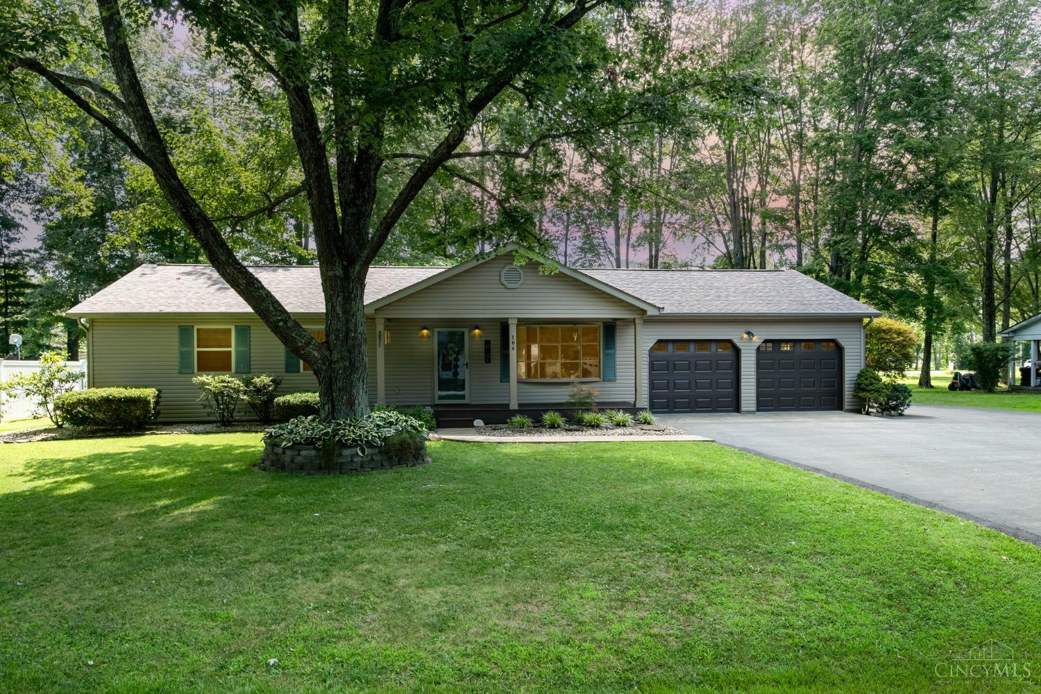 104 Red Bud Lane