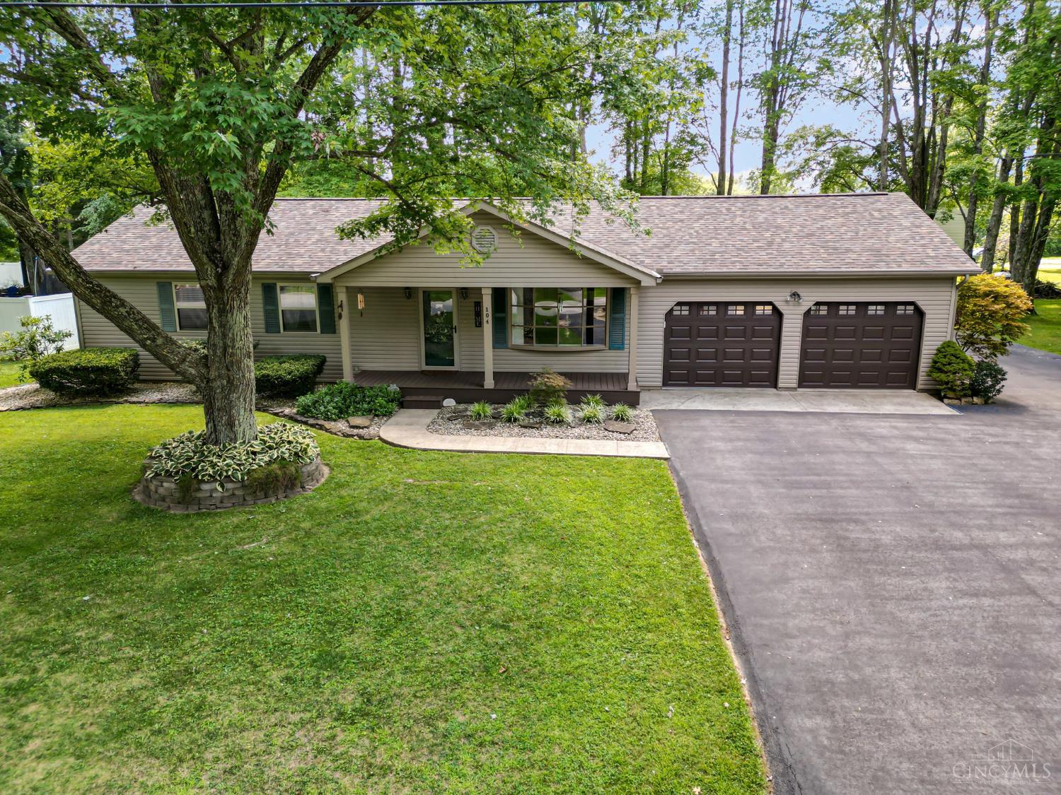 104 Red Bud Lane