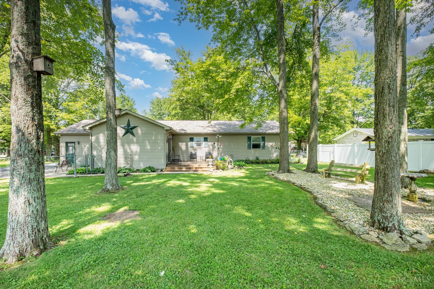 104 Red Bud Lane