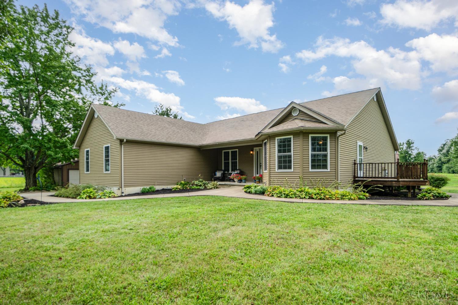 1740 Yankeetown Road