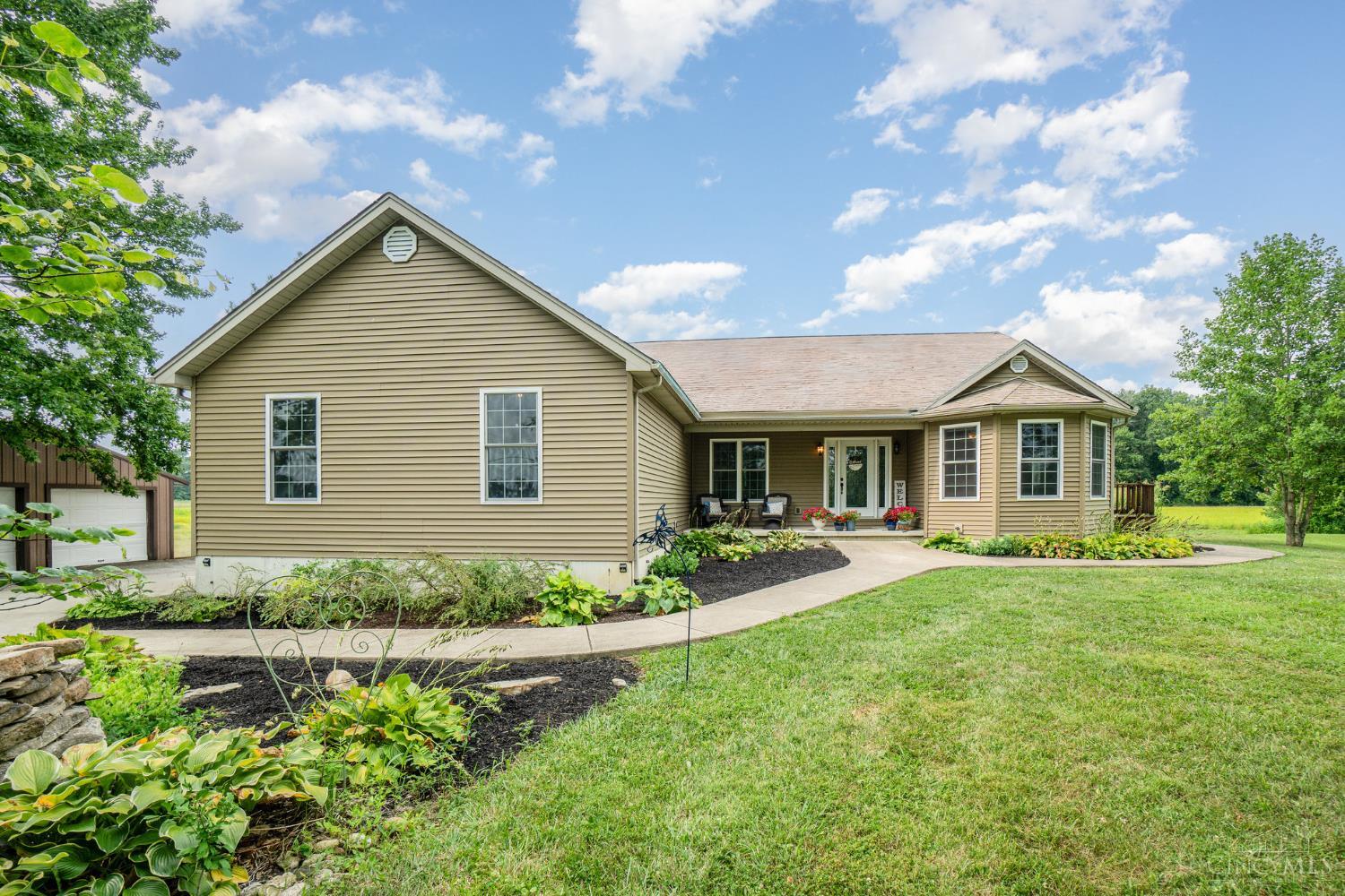 1740 Yankeetown Road