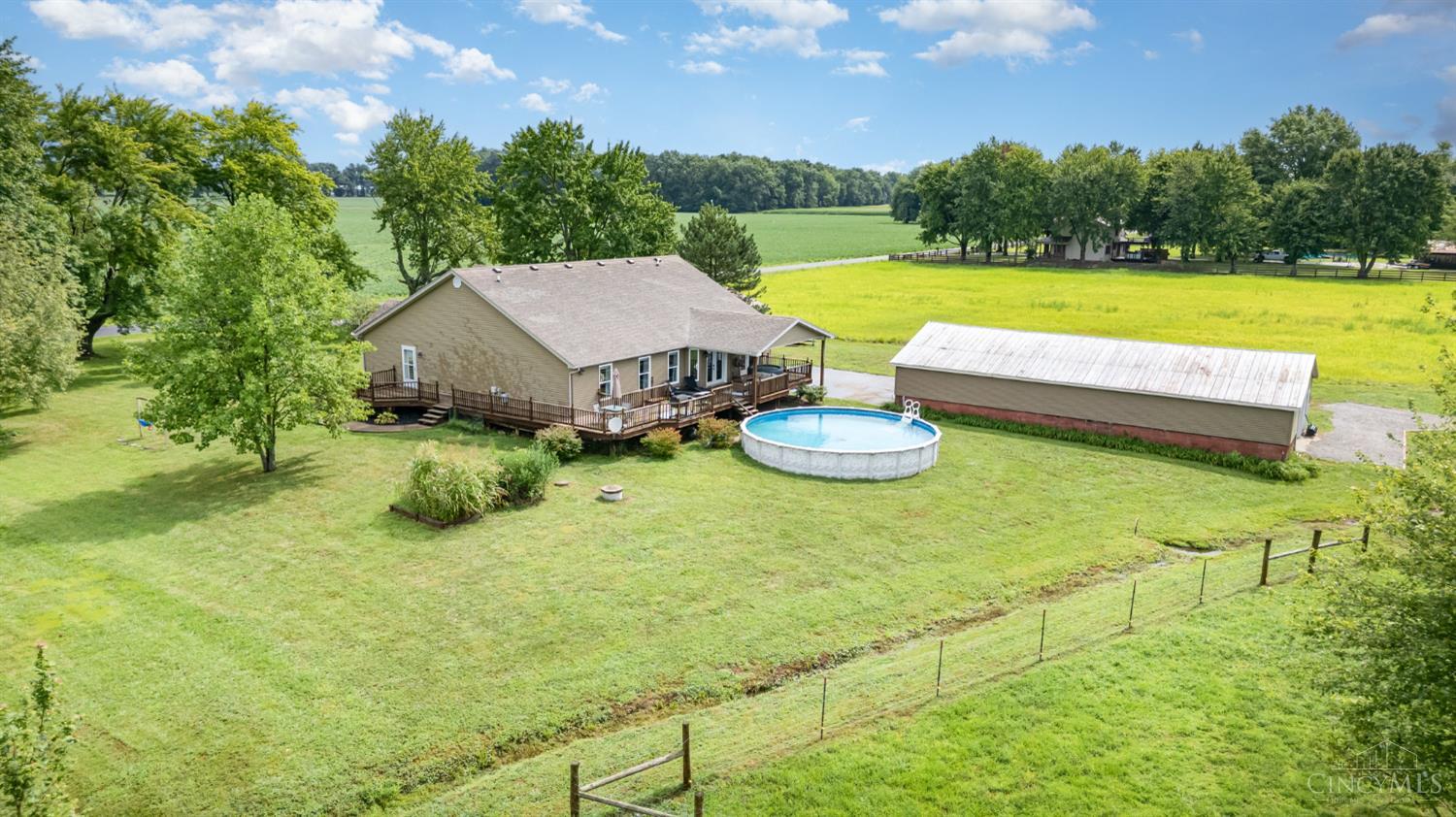 1740 Yankeetown Road