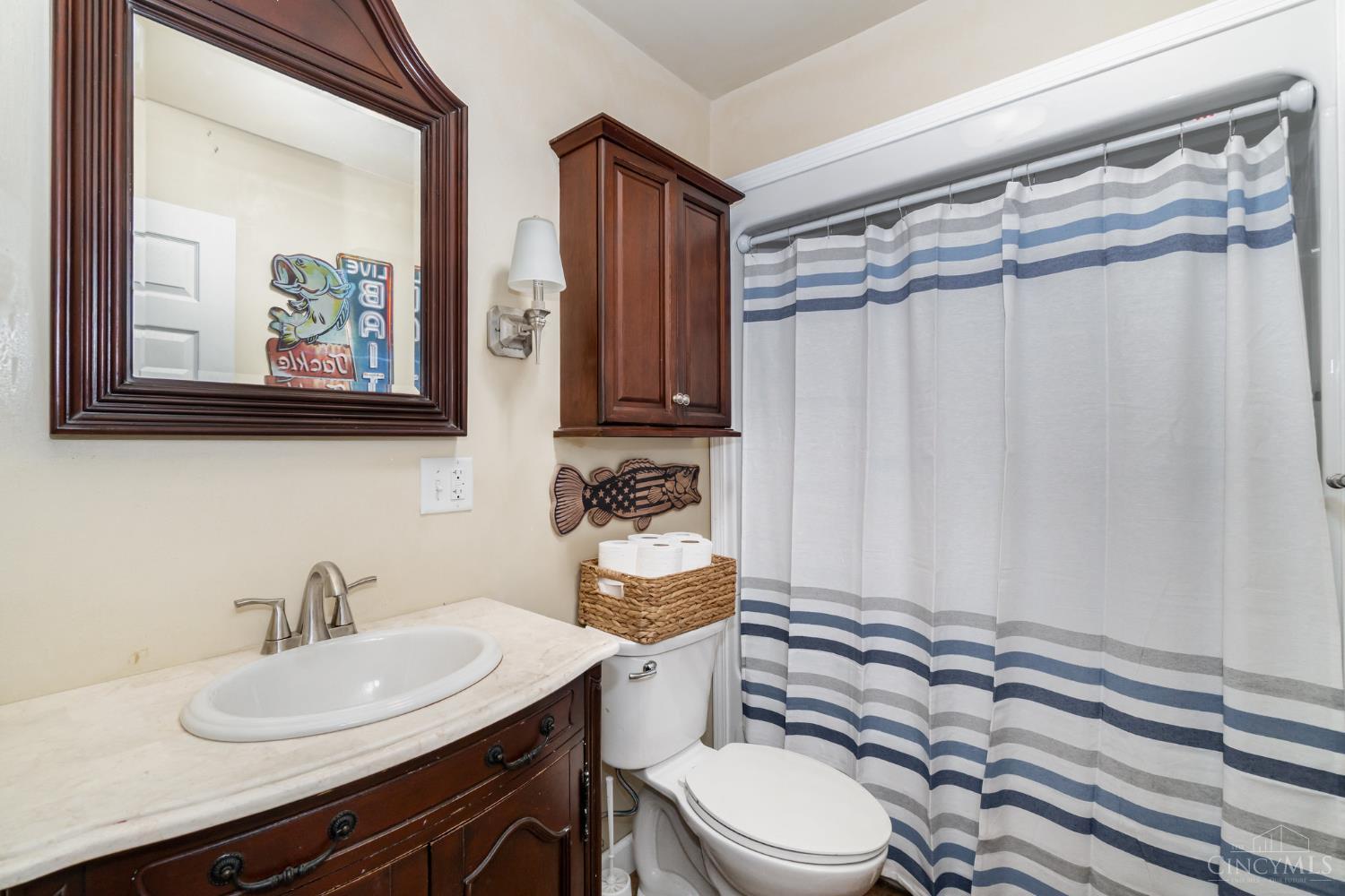 1740 Yankeetown Road