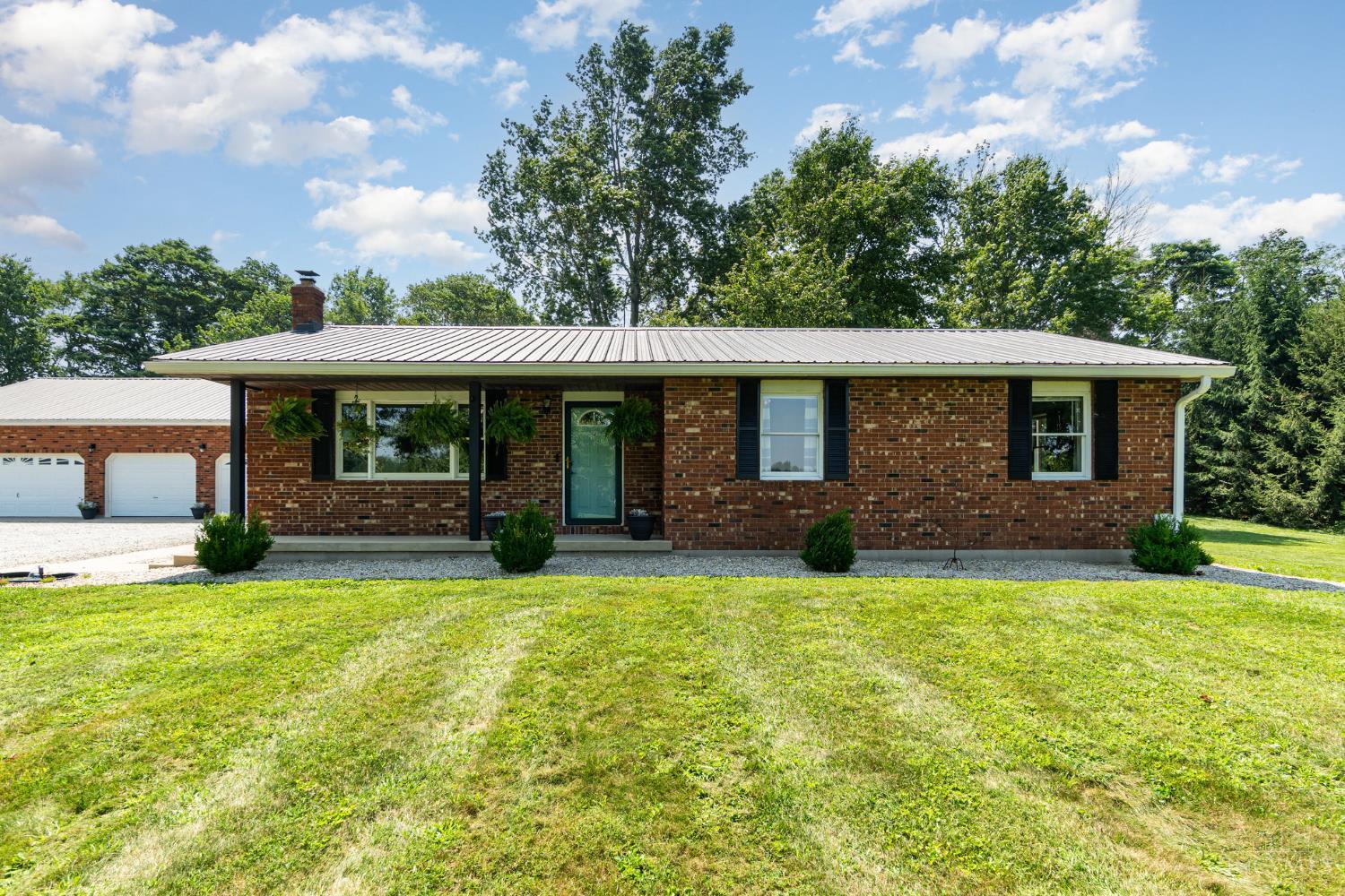 7102 Pence Road