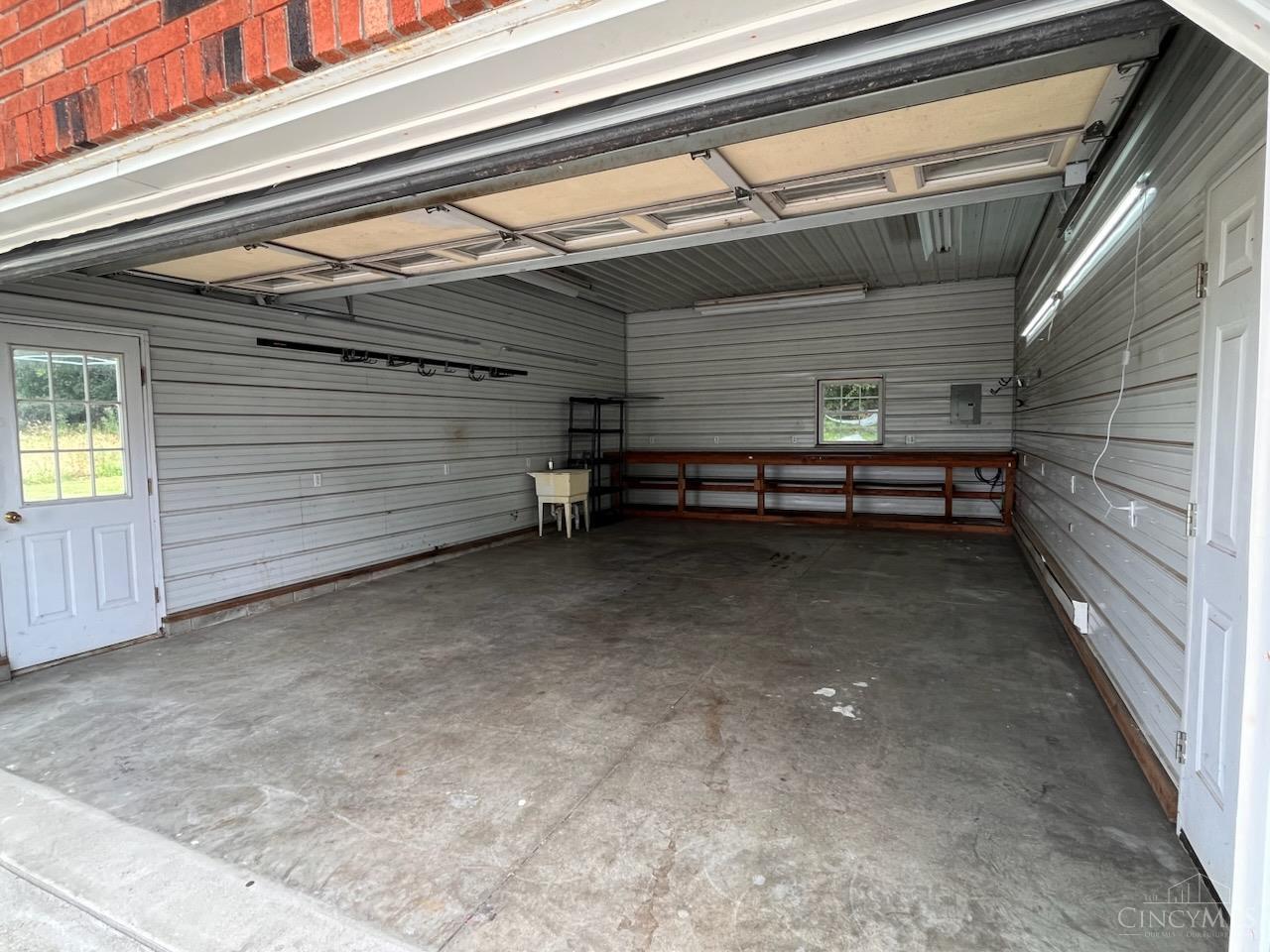 7102 Pence Road