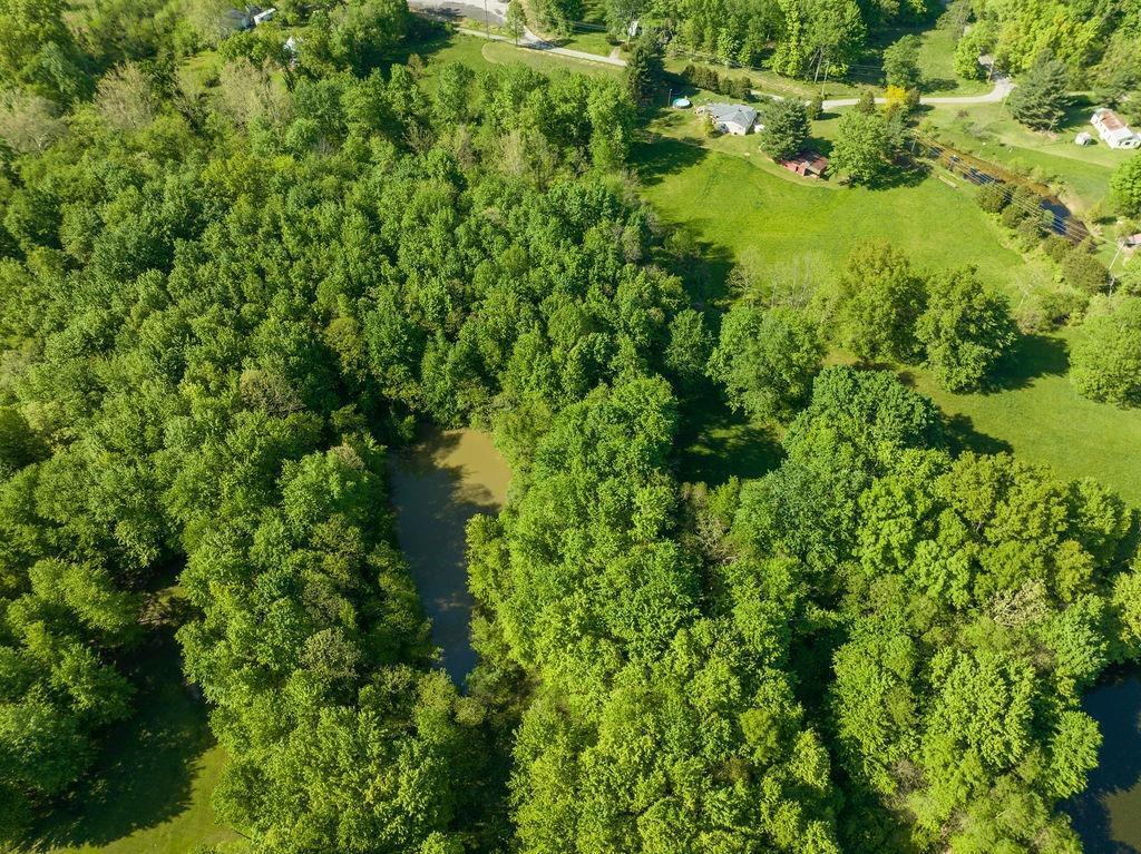 8 Bethel Maple Road