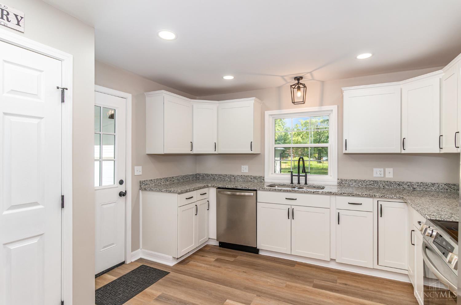 23 S Kline Avenue