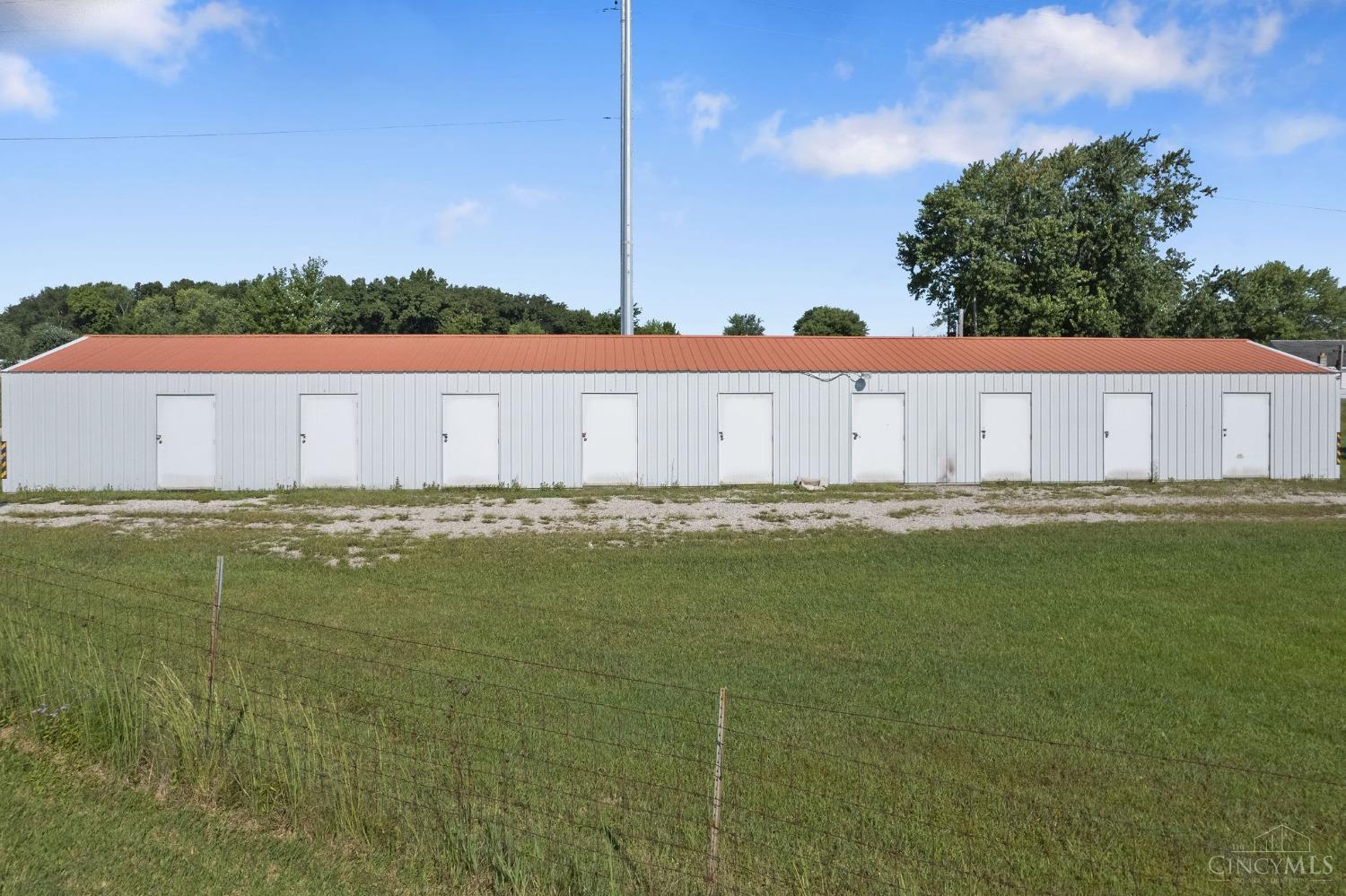 1215 Silcott Road