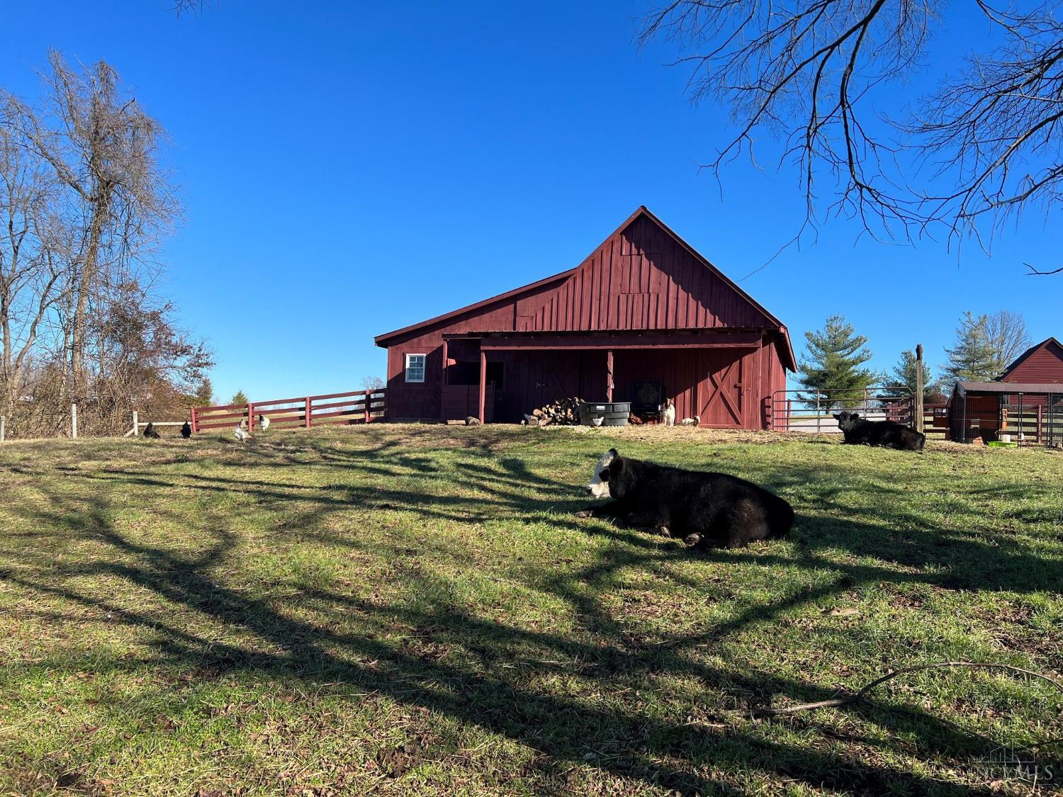 7621 White Swan Road