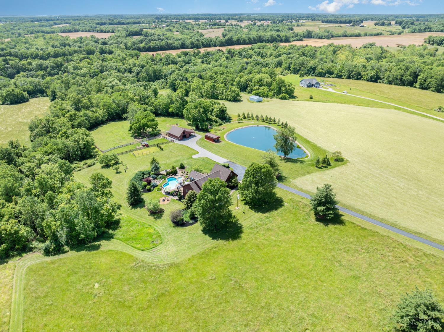 7621 White Swan Road