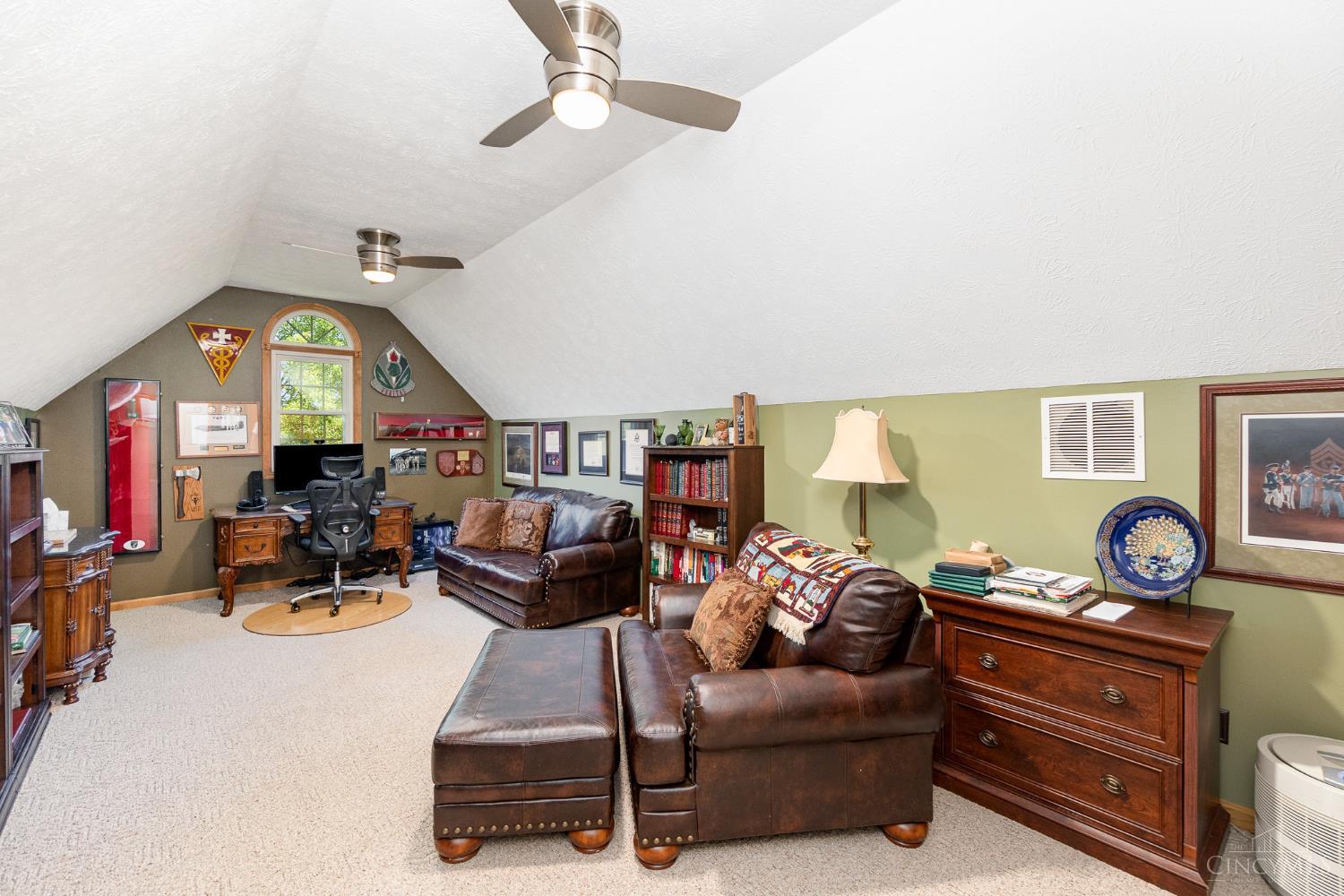 7621 White Swan Road