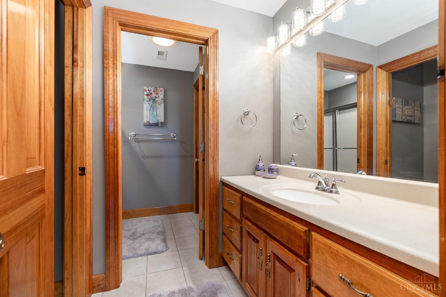 7621 White Swan Road