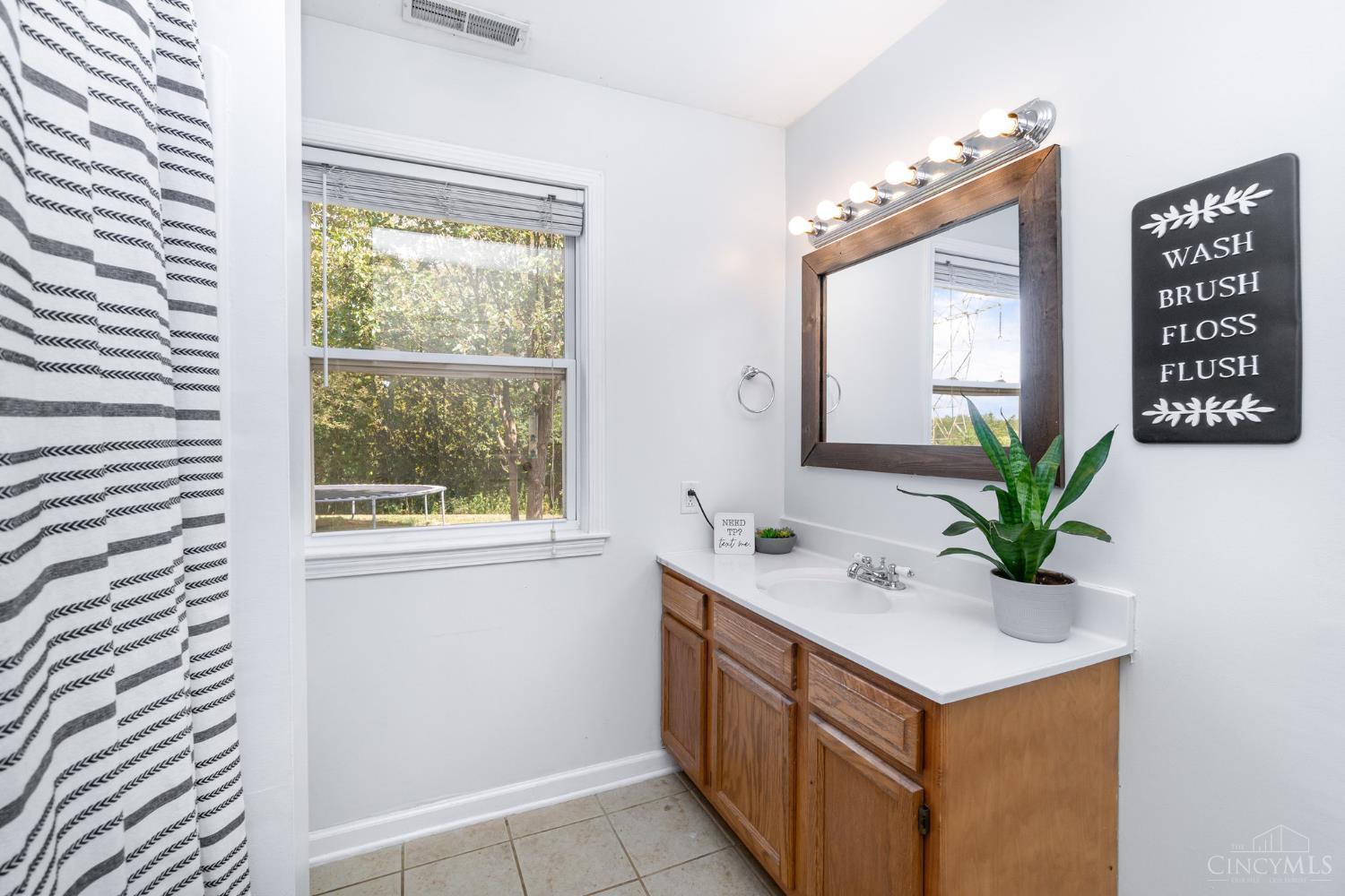 330 Ridgeland Road