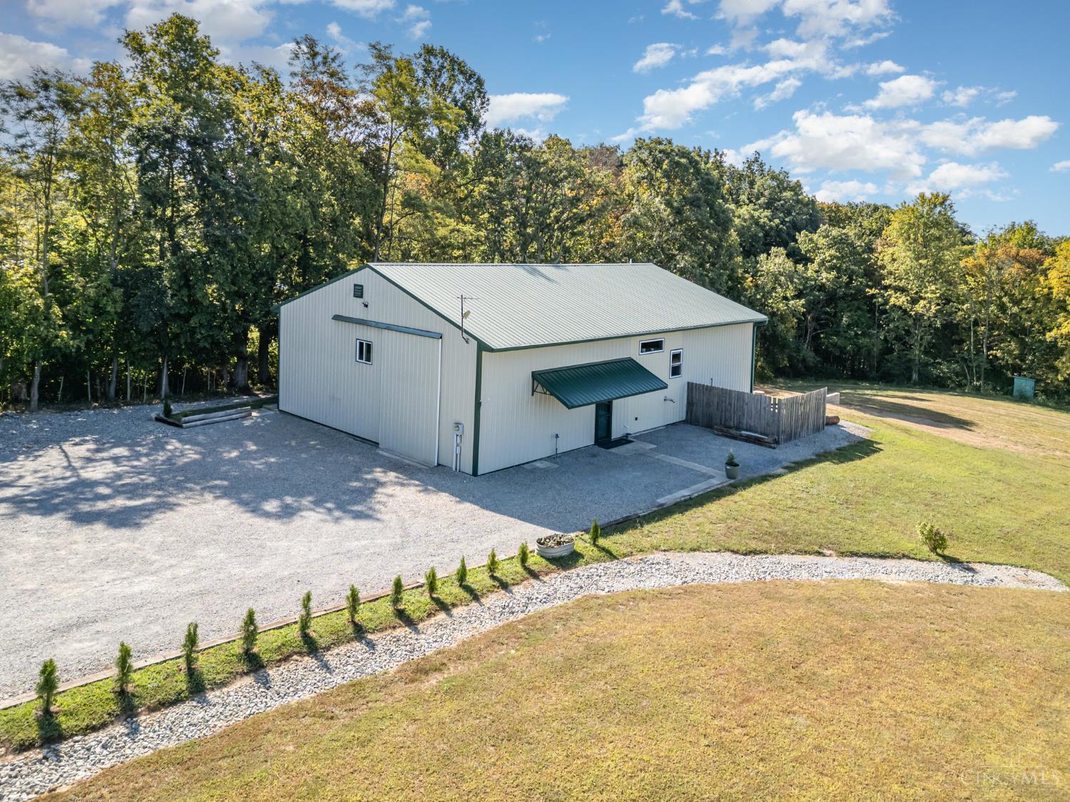 7400 E New Market Road
