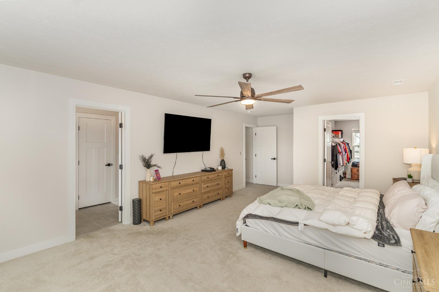 2532 Streamside Drive
