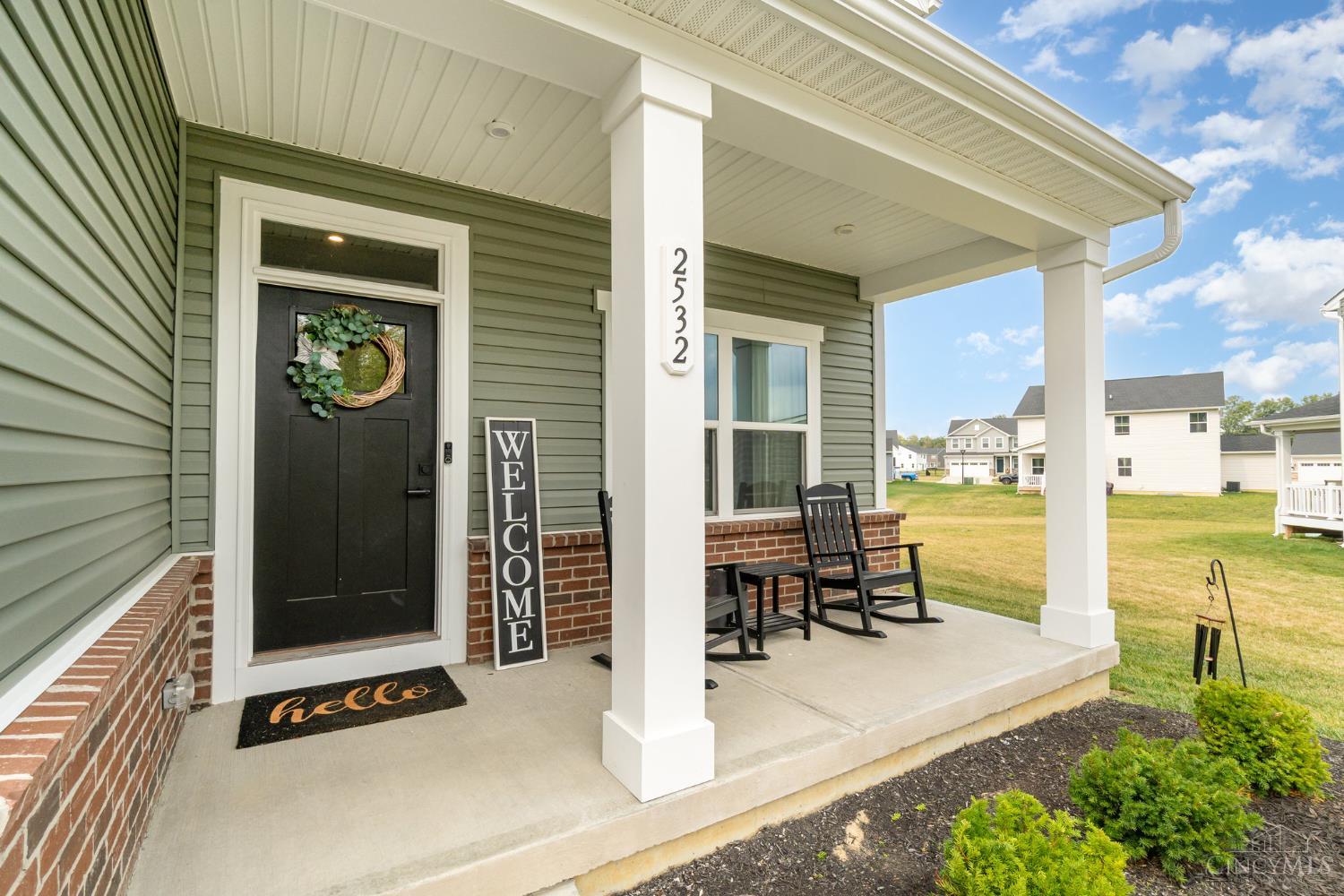 2532 Streamside Drive