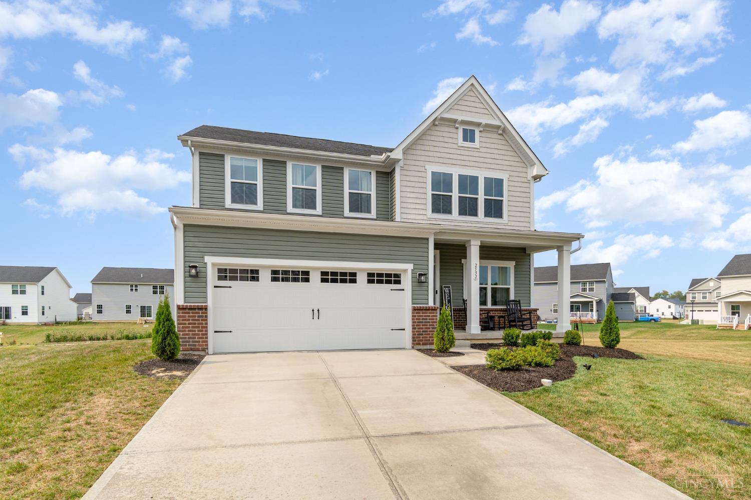 2532 Streamside Drive